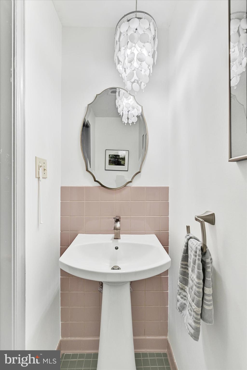 SUMMER HILL - Residential