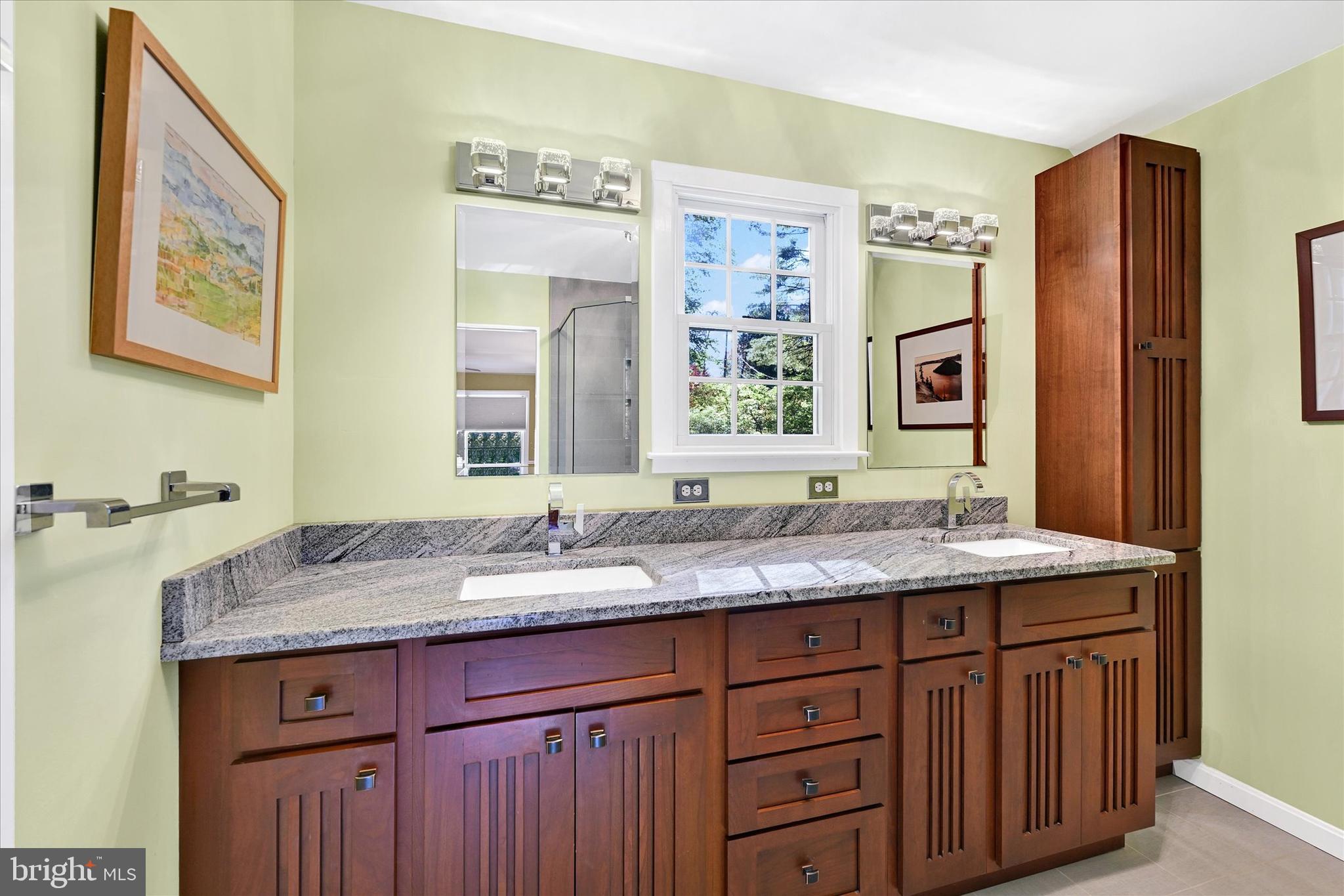 SUMMER HILL - Residential