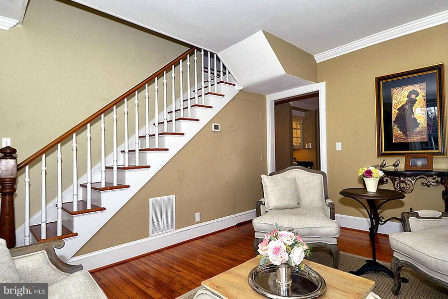 HISTORIC DISTRICT - Residential