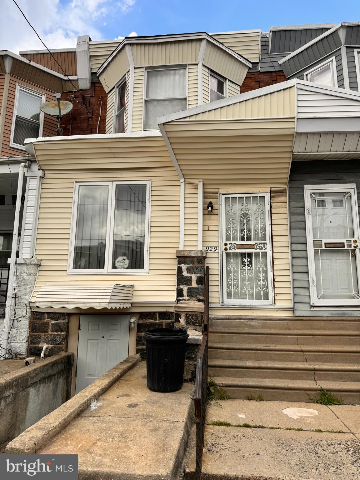 Investment opportunity!!!
Well-maintained 3-bedroom, 3-bath single-family home located at 1929 S 57th Street. Property is currently tenant-occupied and rented at $1,700/month, offering immediate rental income. Spacious layout with ample living space, three full bathrooms. Great opportunity to add a strong-performing asset to your rental portfolio.
NOTE: The property will be sold in AS-IS condition. The buyer is responsible for U&O.