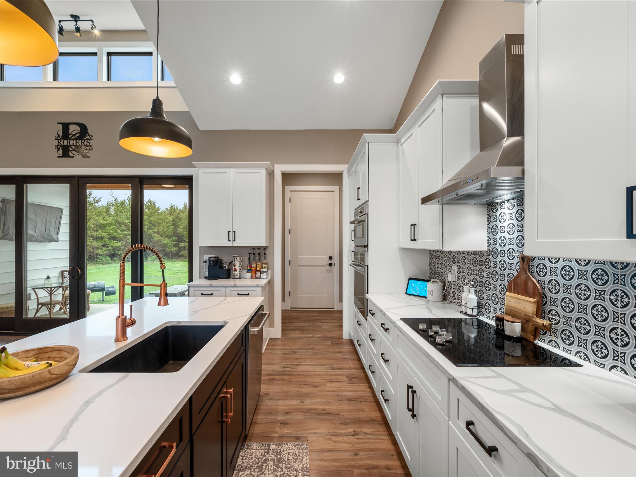 WAVERLY VIEW - Residential