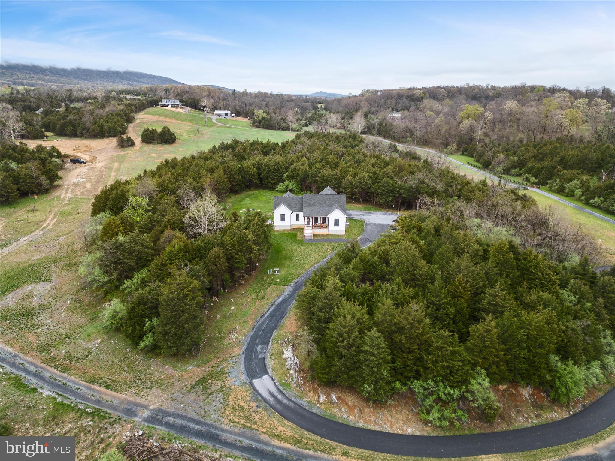 WAVERLY VIEW - Residential