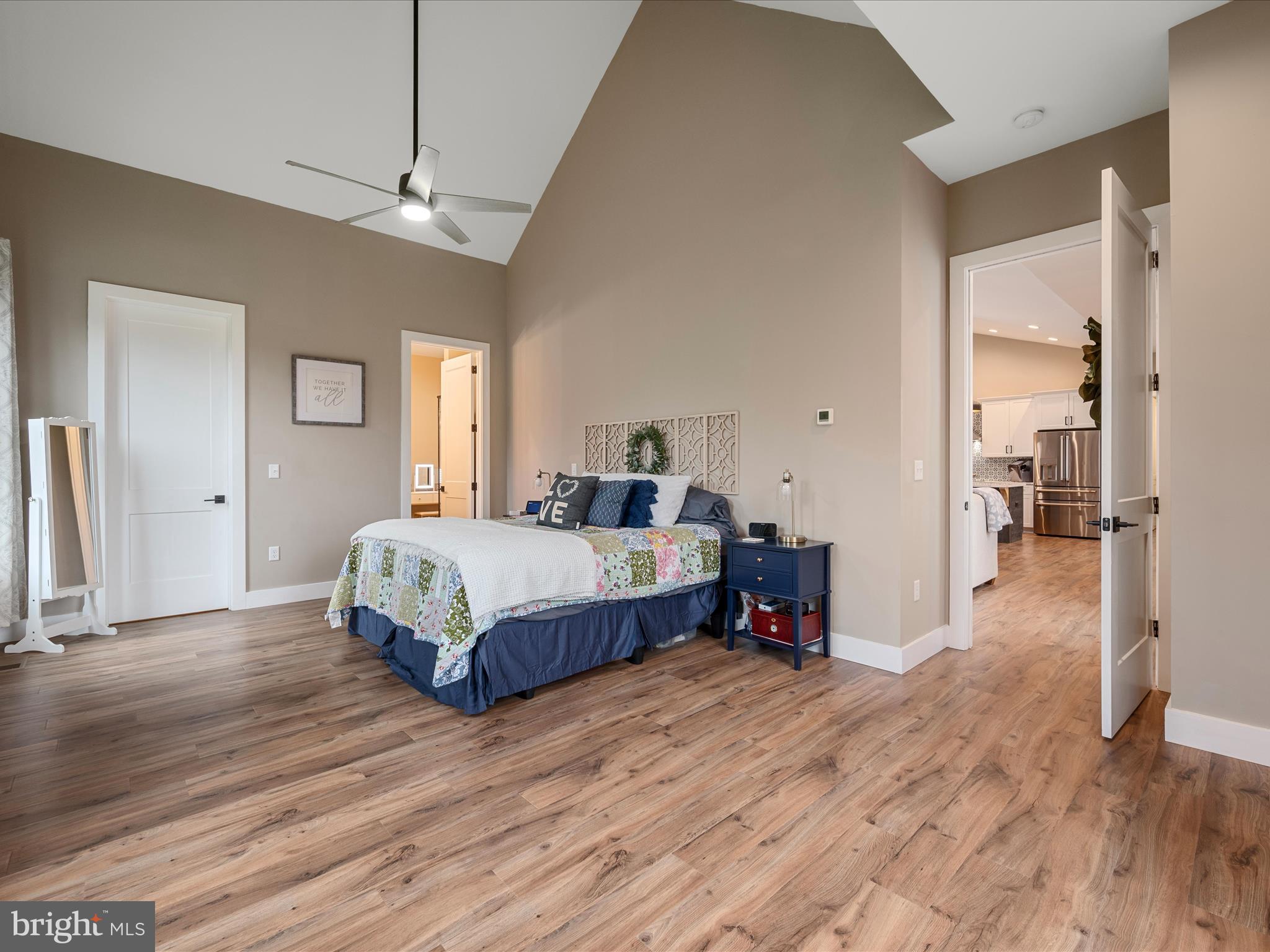 WAVERLY VIEW - Residential