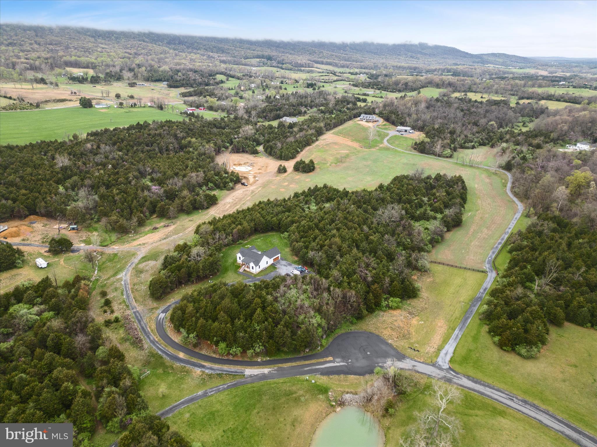 WAVERLY VIEW - Residential