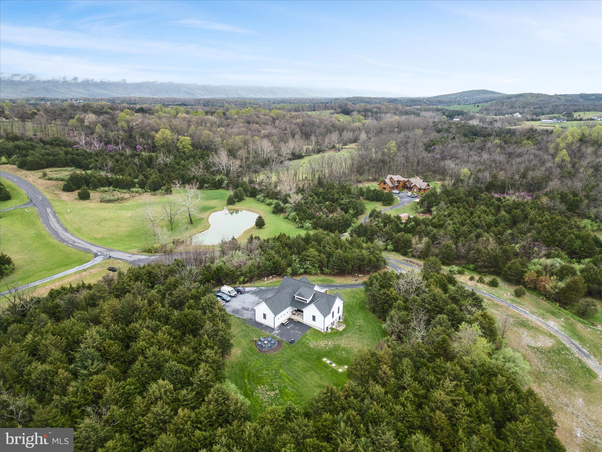 WAVERLY VIEW - Residential