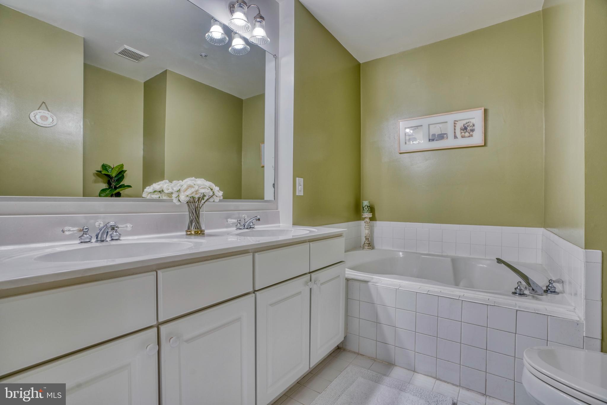 SOUTHFIELD AT WHITEMARSH - Residential