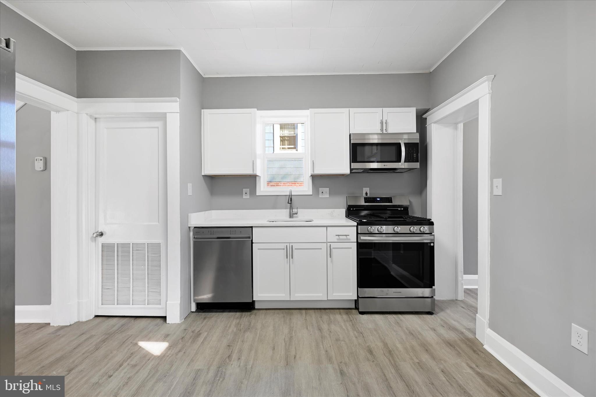 HAMILTON HEIGHTS - Residential