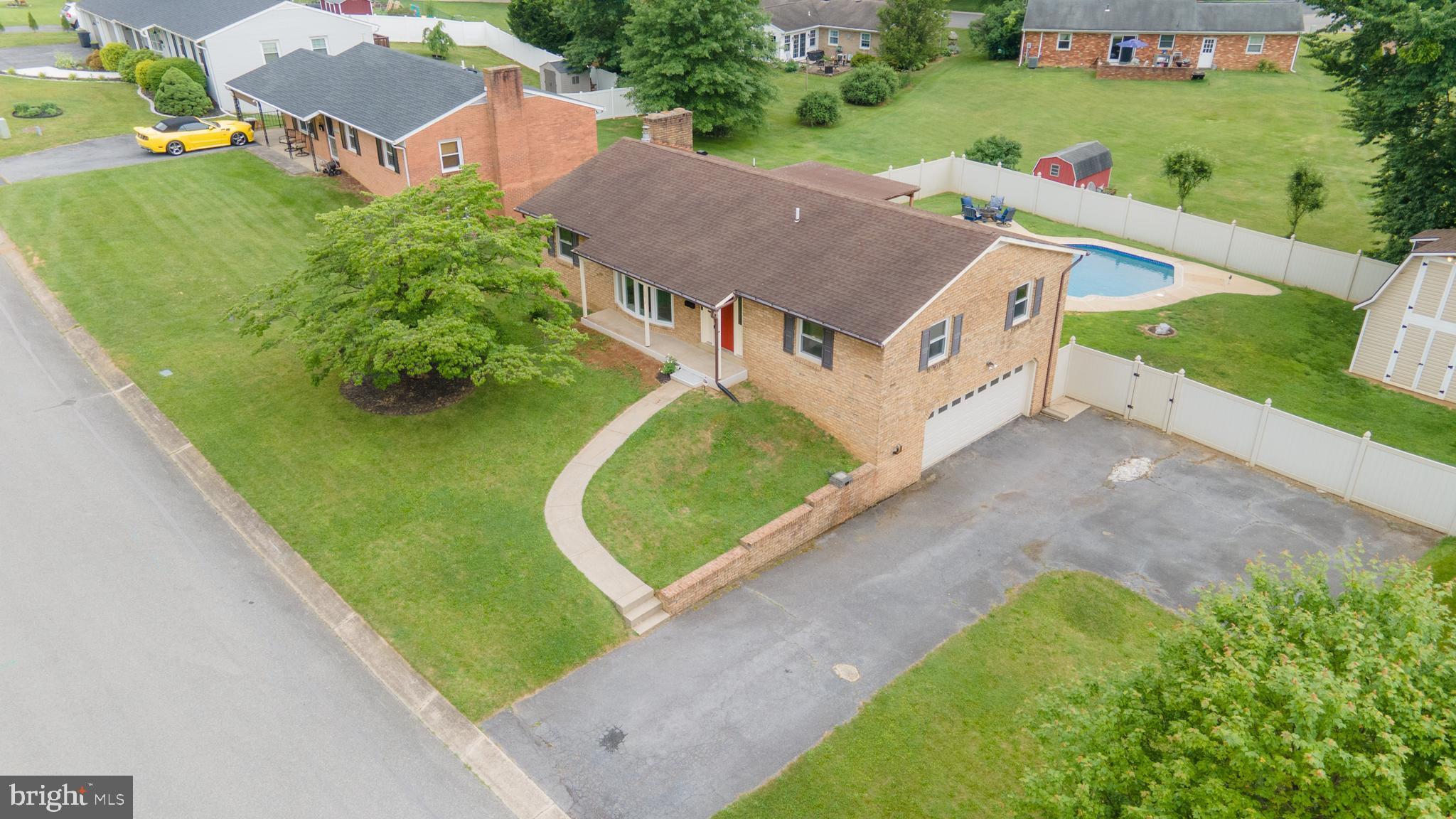 WOODMOOR - Residential