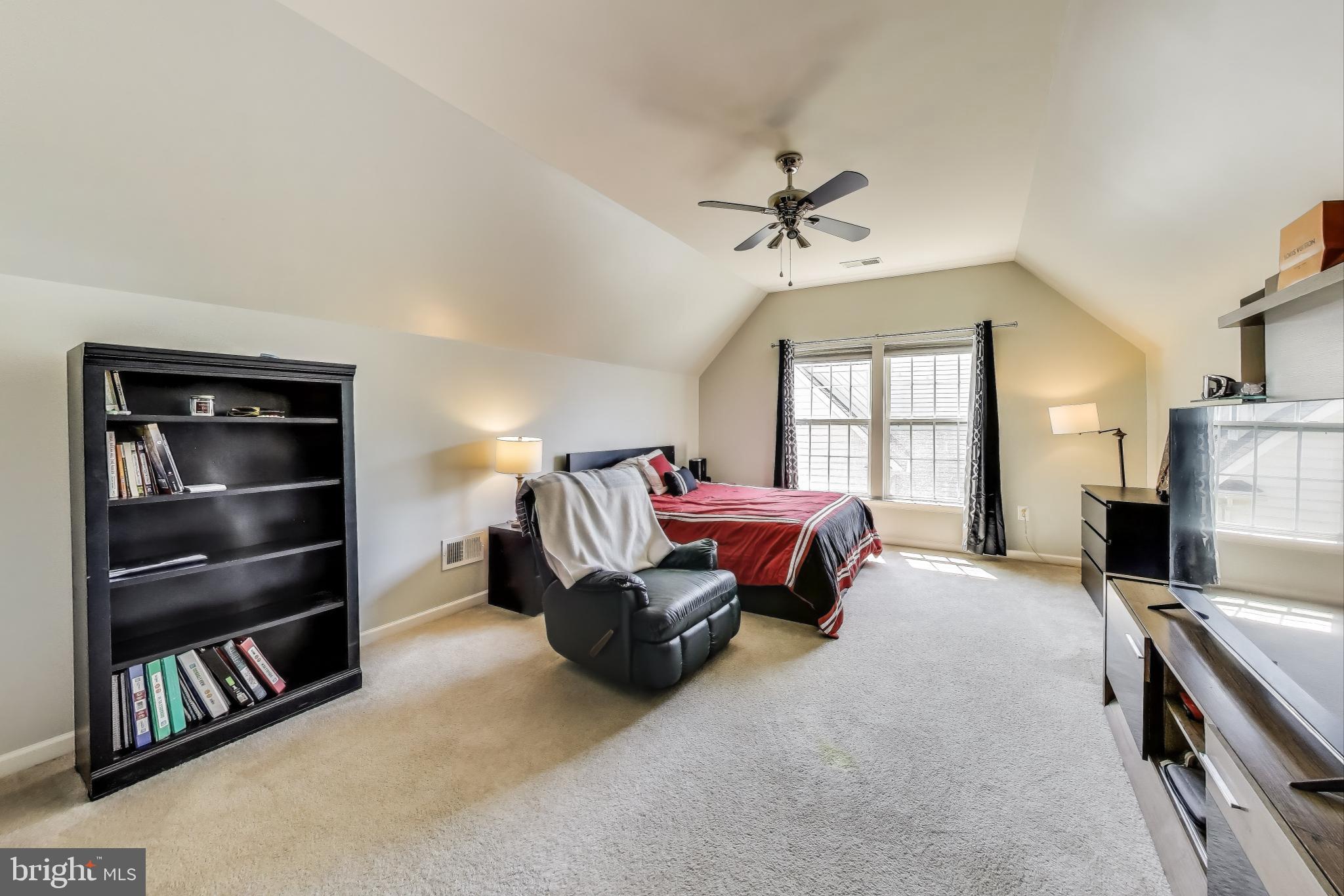 BRENTWOOD - Residential