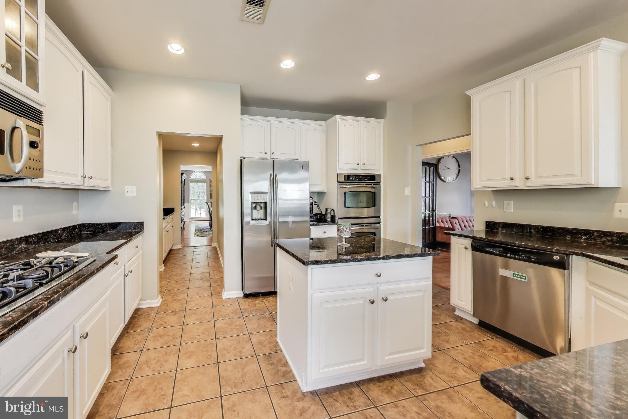 BRENTWOOD - Residential