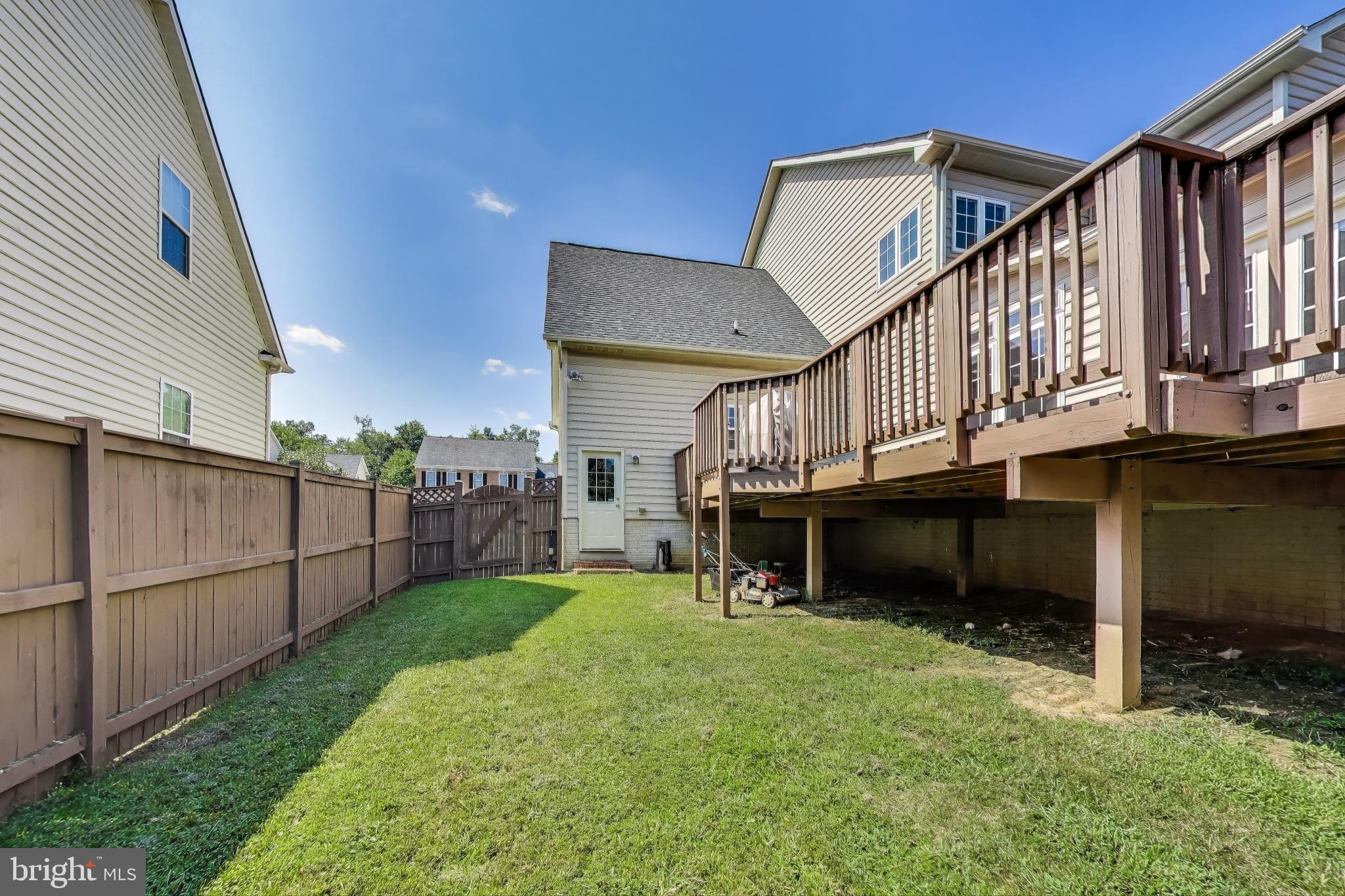 BRENTWOOD - Residential