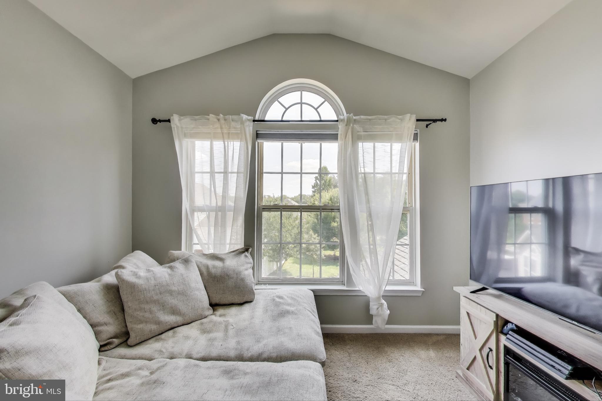 BRENTWOOD - Residential