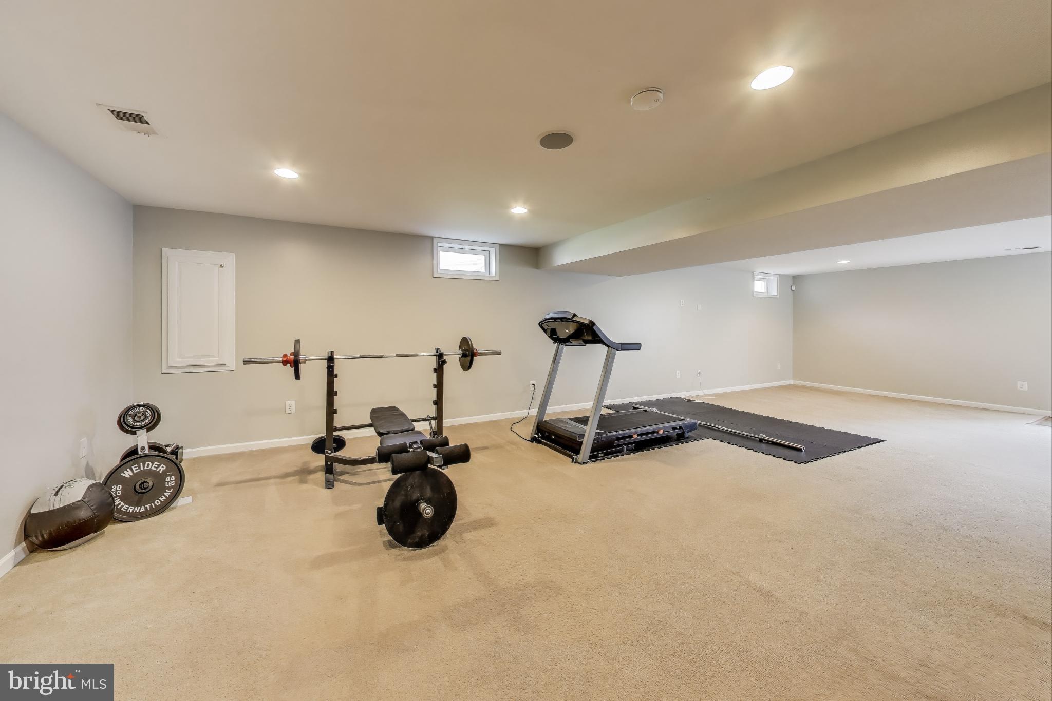 BRENTWOOD - Residential