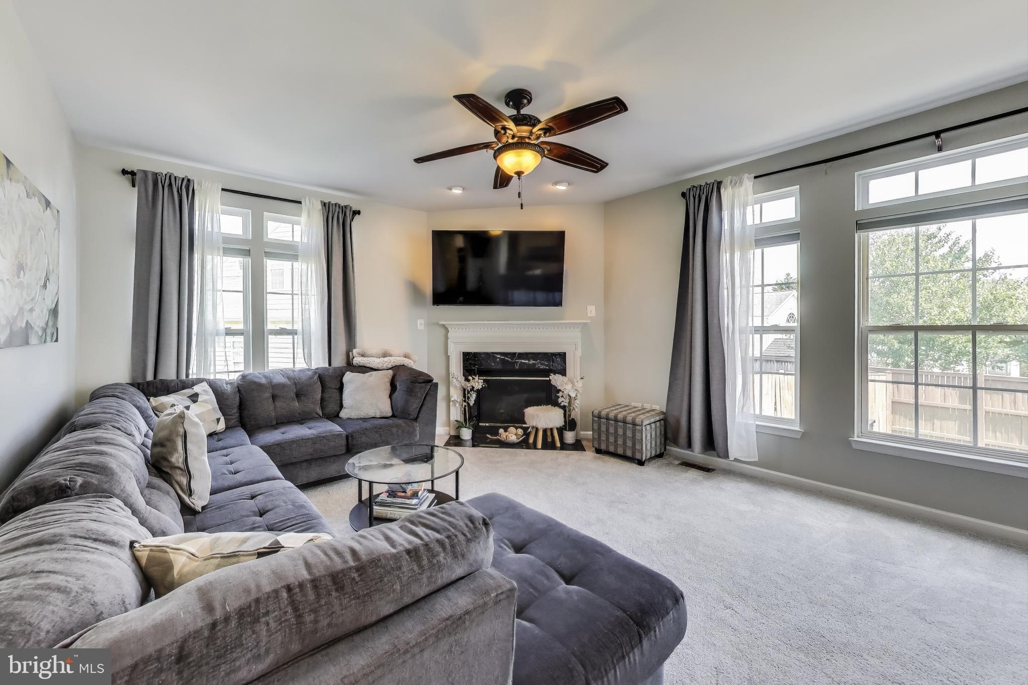 BRENTWOOD - Residential