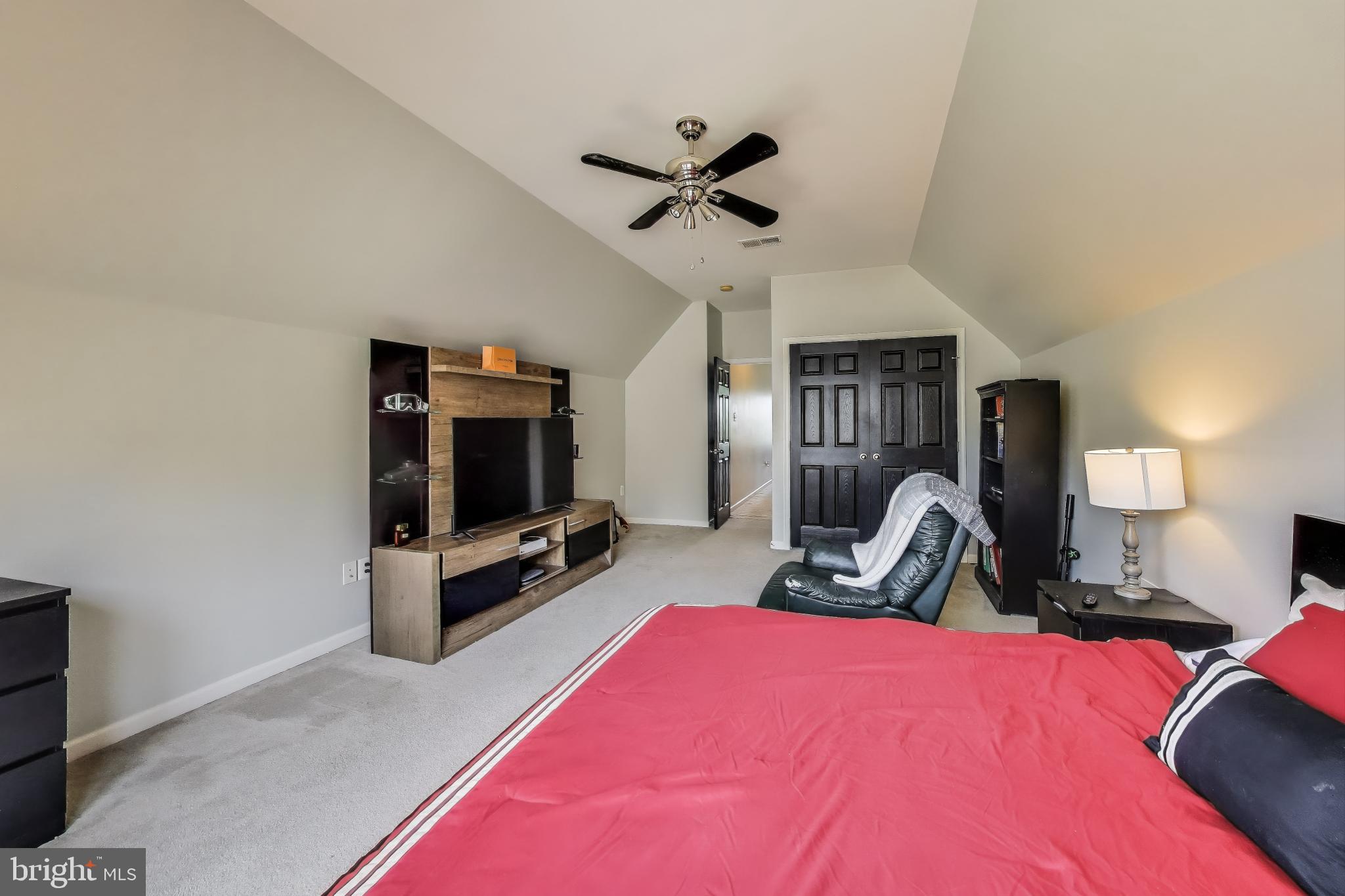 BRENTWOOD - Residential