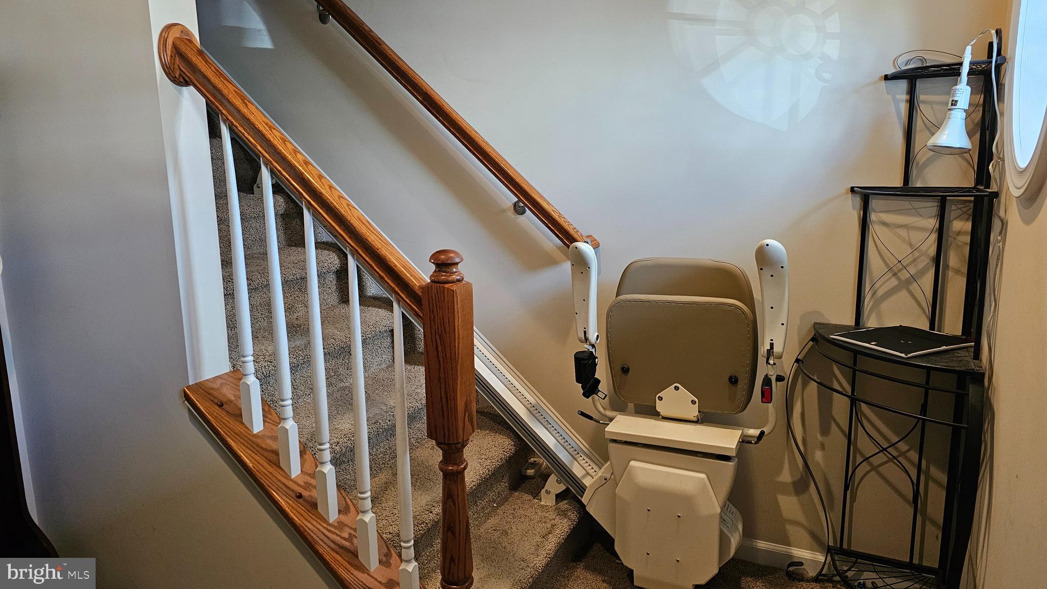 WALNUT KNOLLS - Residential