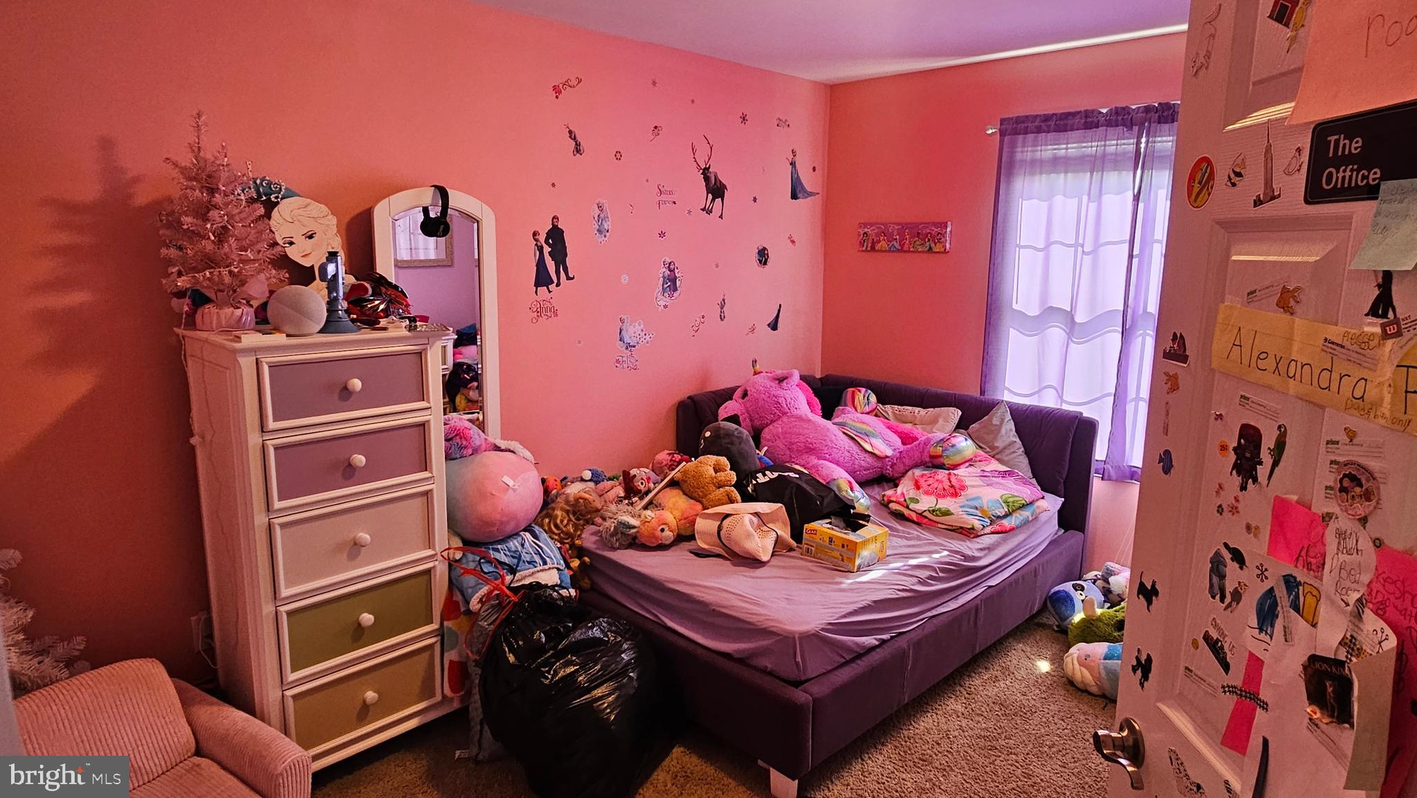 WALNUT KNOLLS - Residential