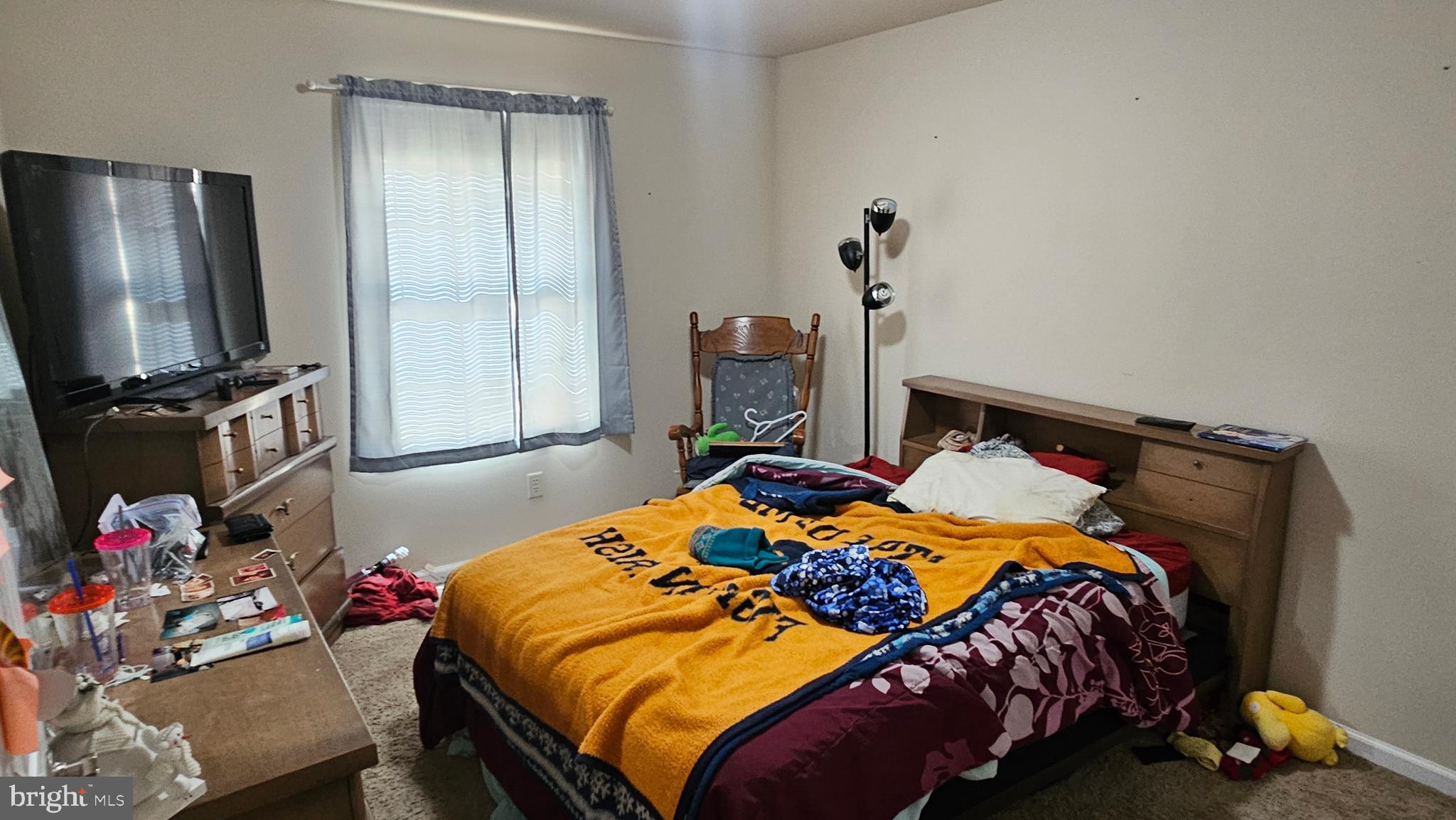 WALNUT KNOLLS - Residential