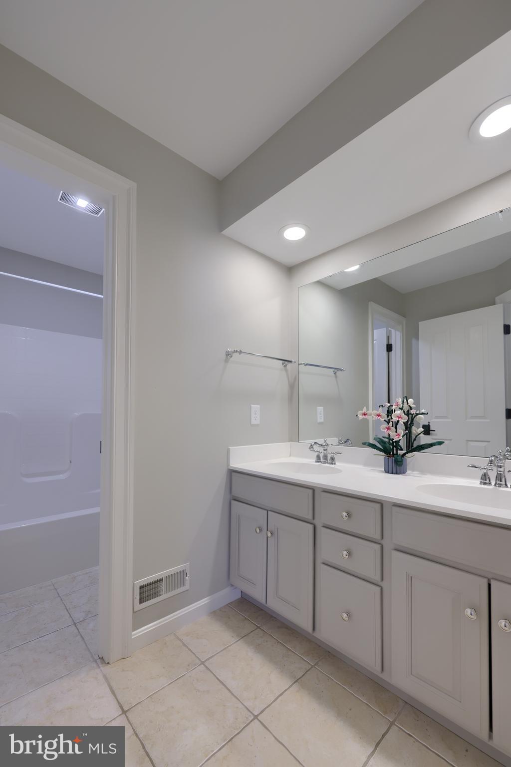 BENT CREEK - Residential