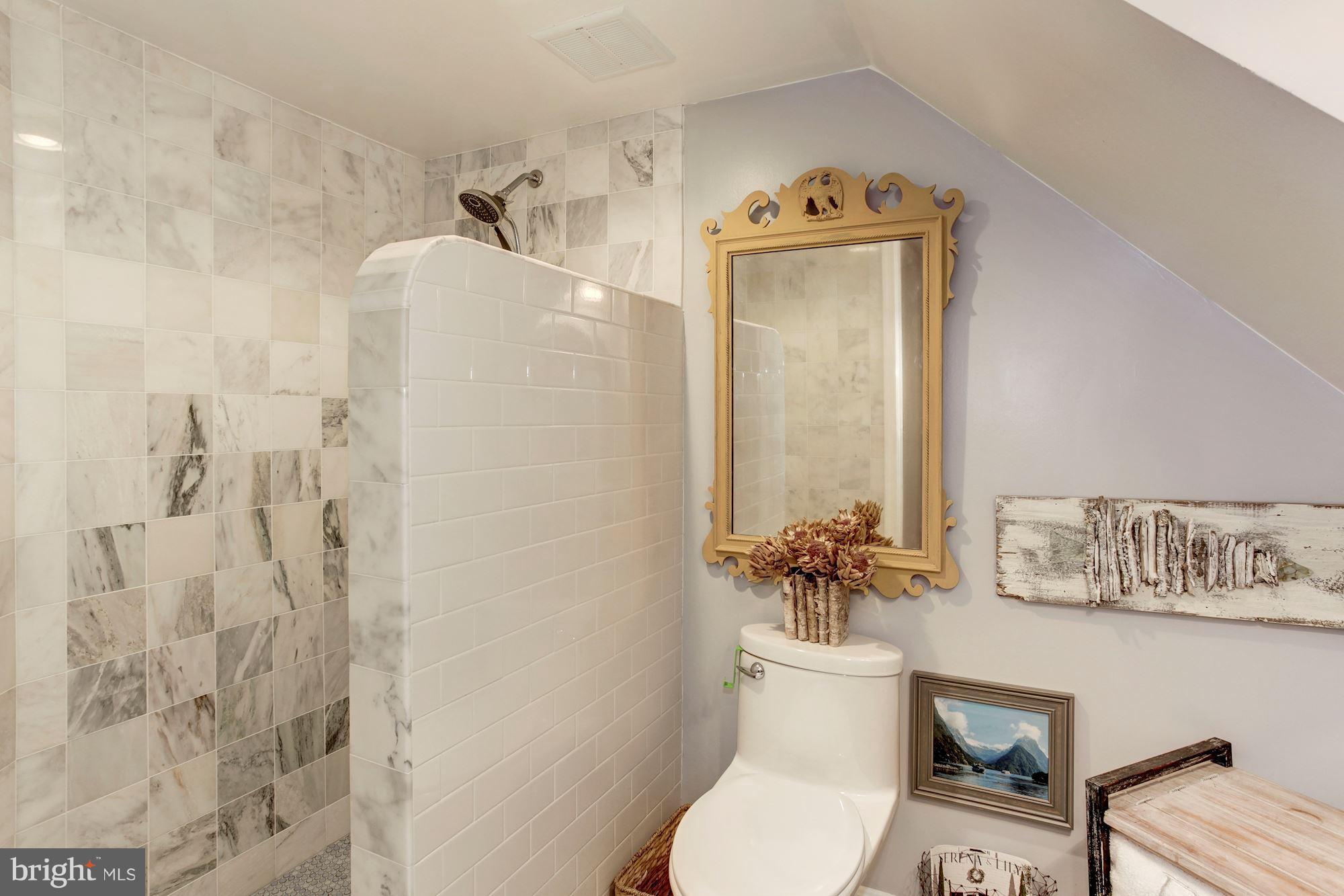 WARWICK VILLAGE - Residential