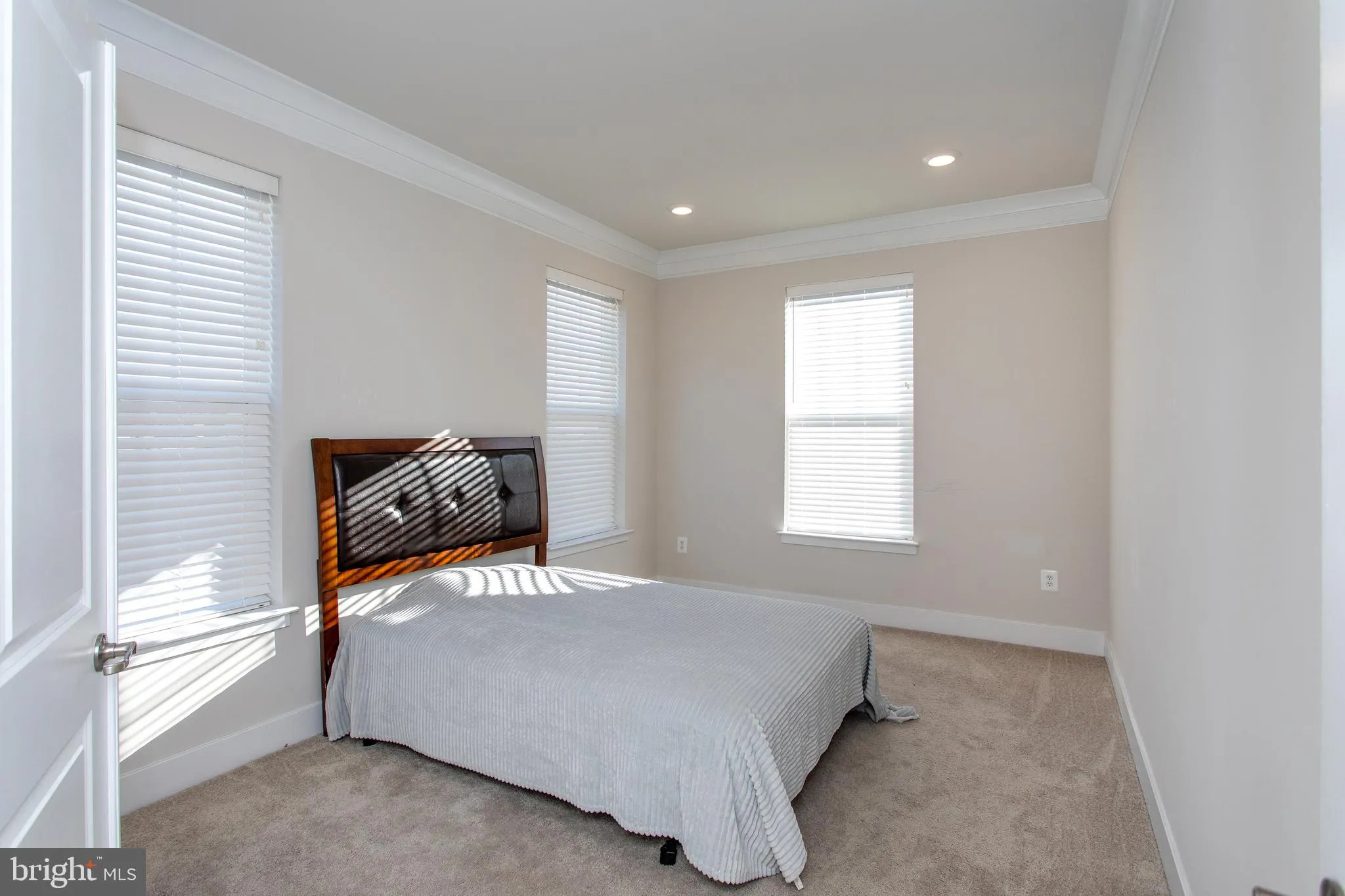 White Plains, Maryland 20695, United States, 4 Bedrooms Bedrooms, ,4 BathroomsBathrooms,Residential,Active,29095