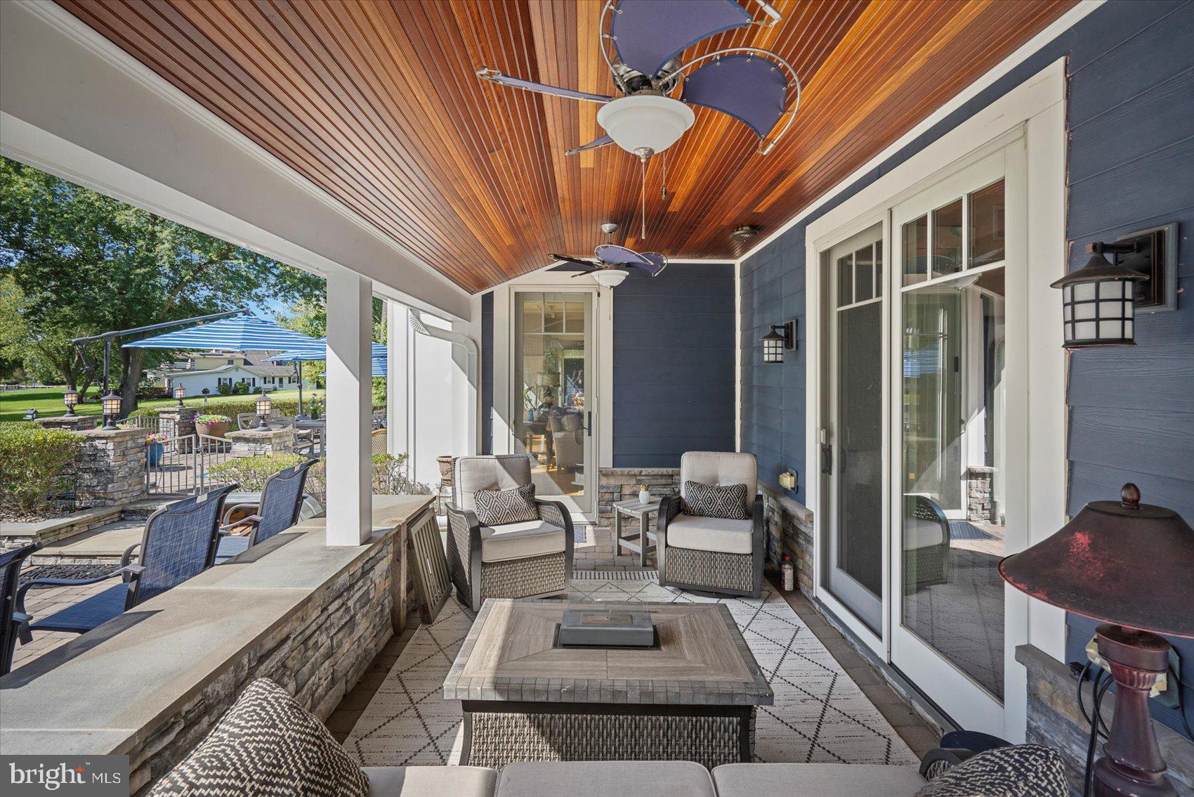 BOWLEYS QUARTERS - Residential