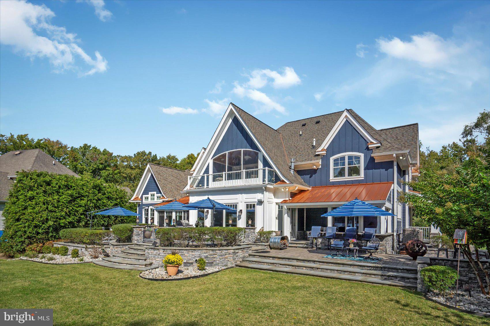 BOWLEYS QUARTERS - Residential