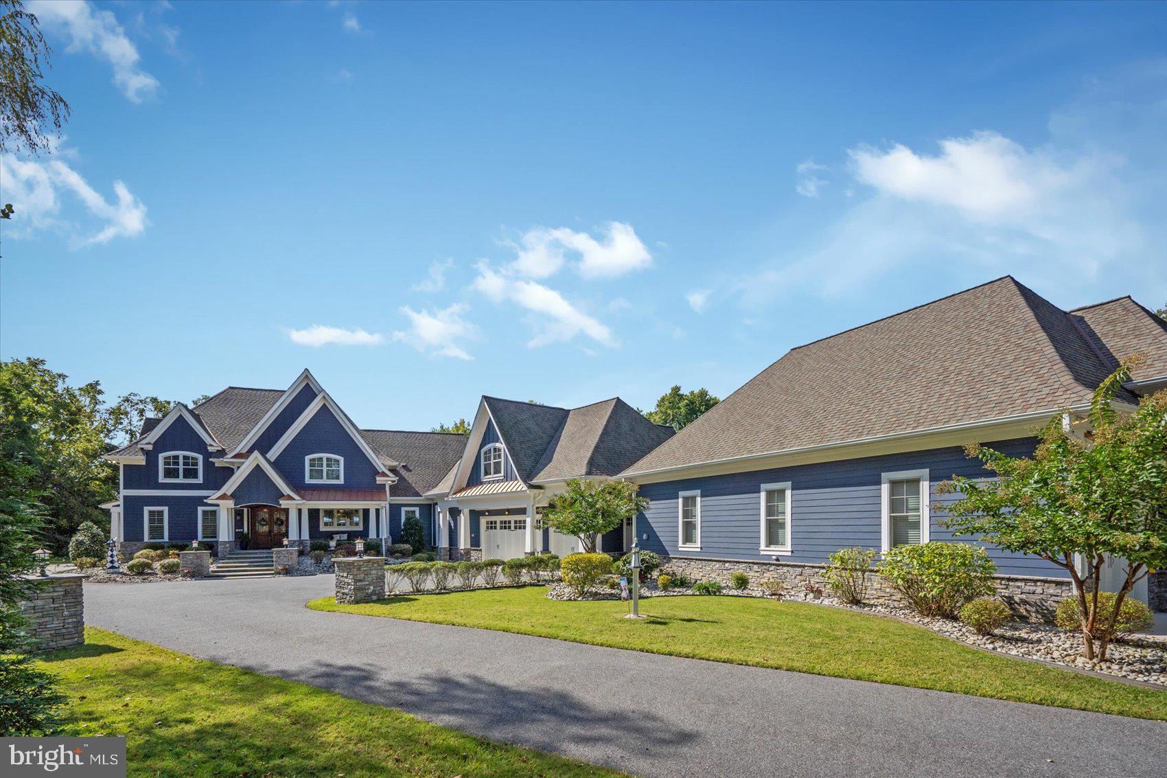 BOWLEYS QUARTERS - Residential