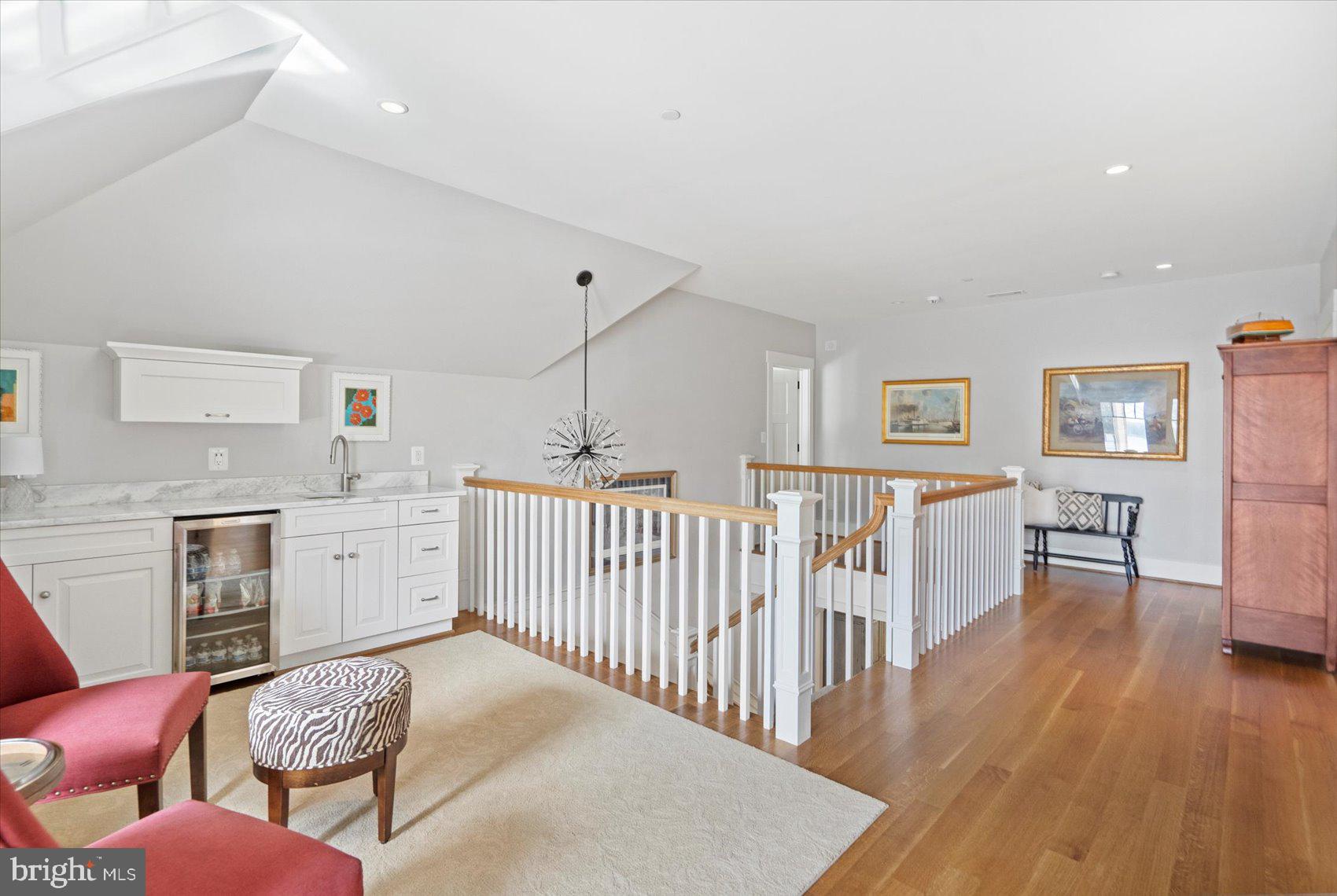 BOWLEYS QUARTERS - Residential