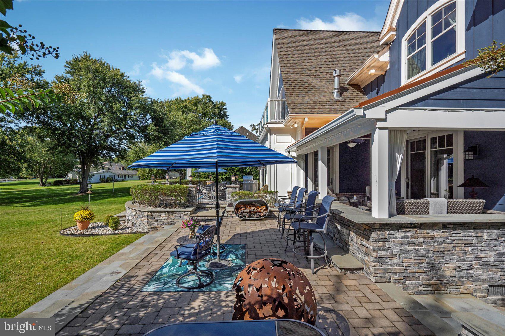 BOWLEYS QUARTERS - Residential