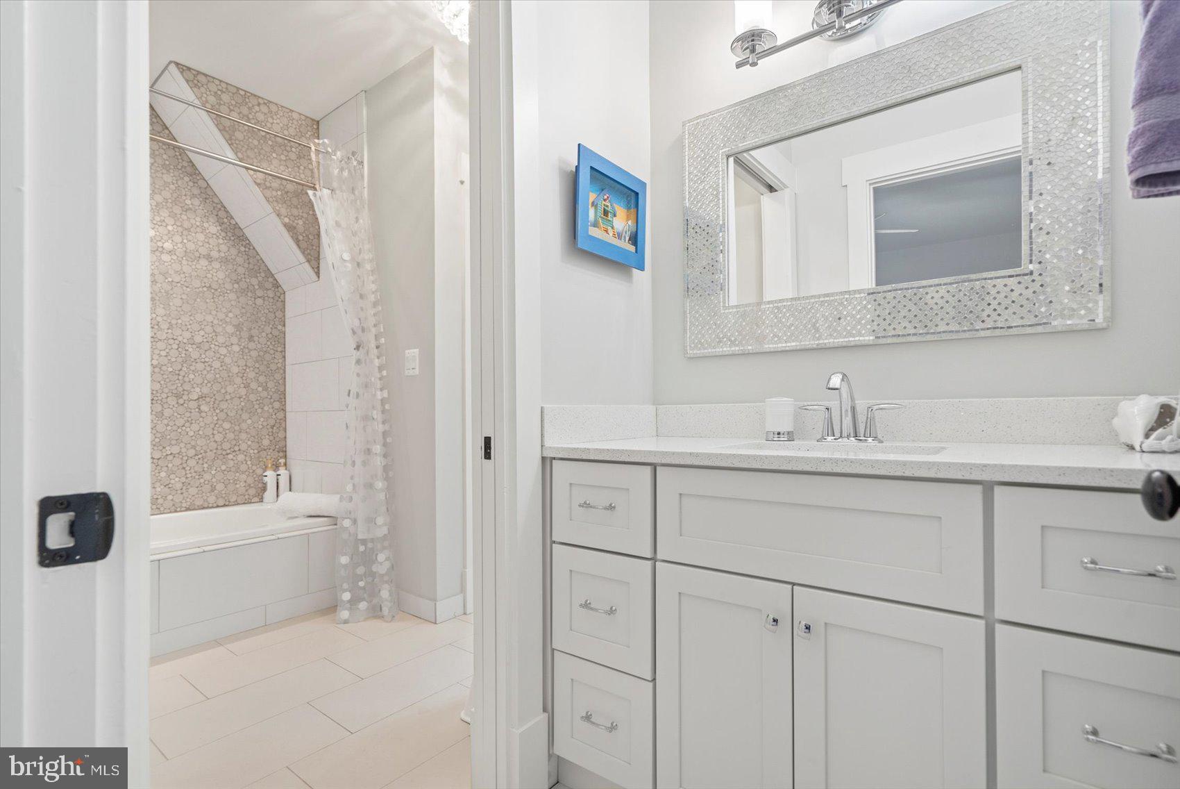 BOWLEYS QUARTERS - Residential