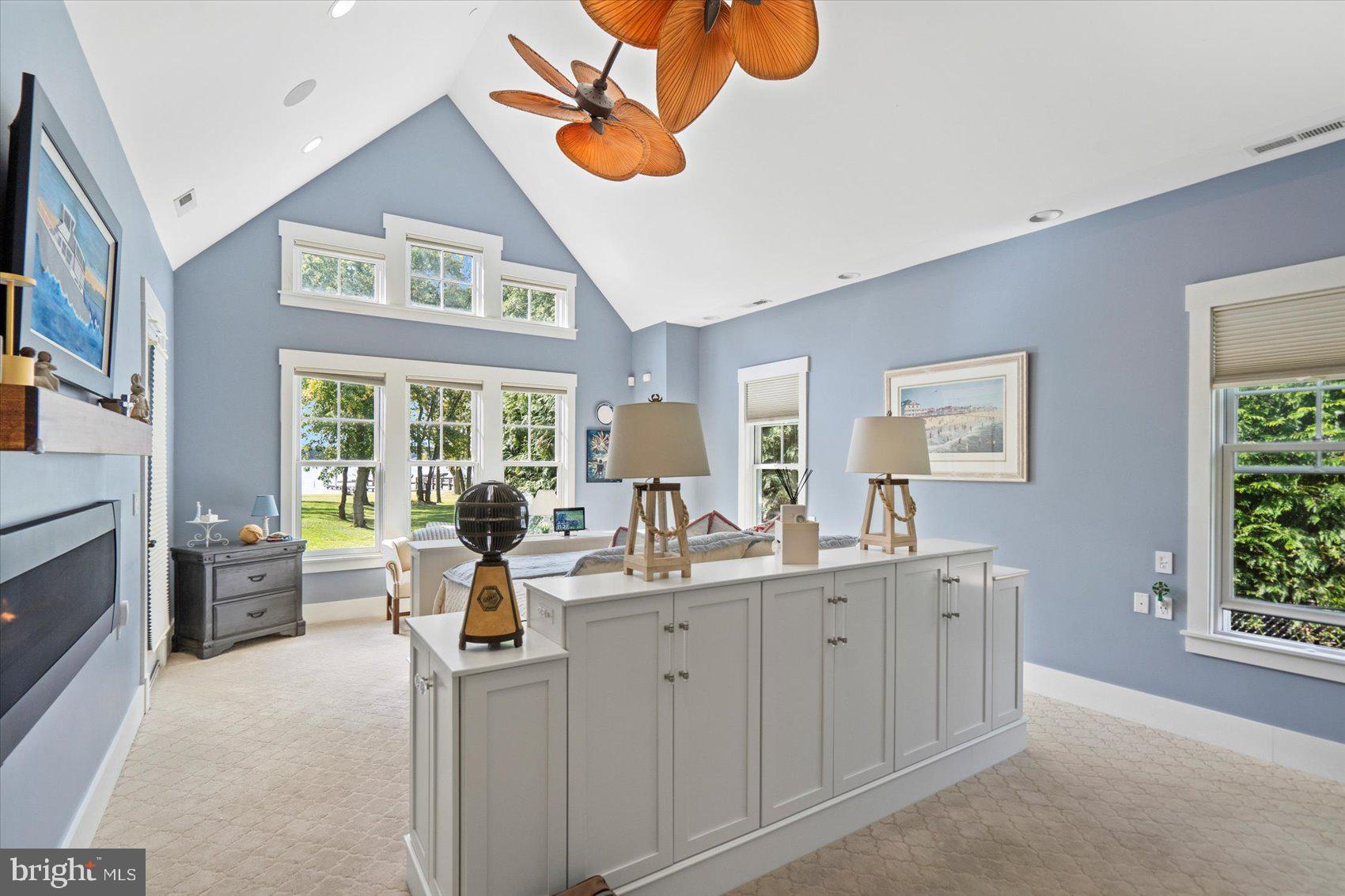 BOWLEYS QUARTERS - Residential