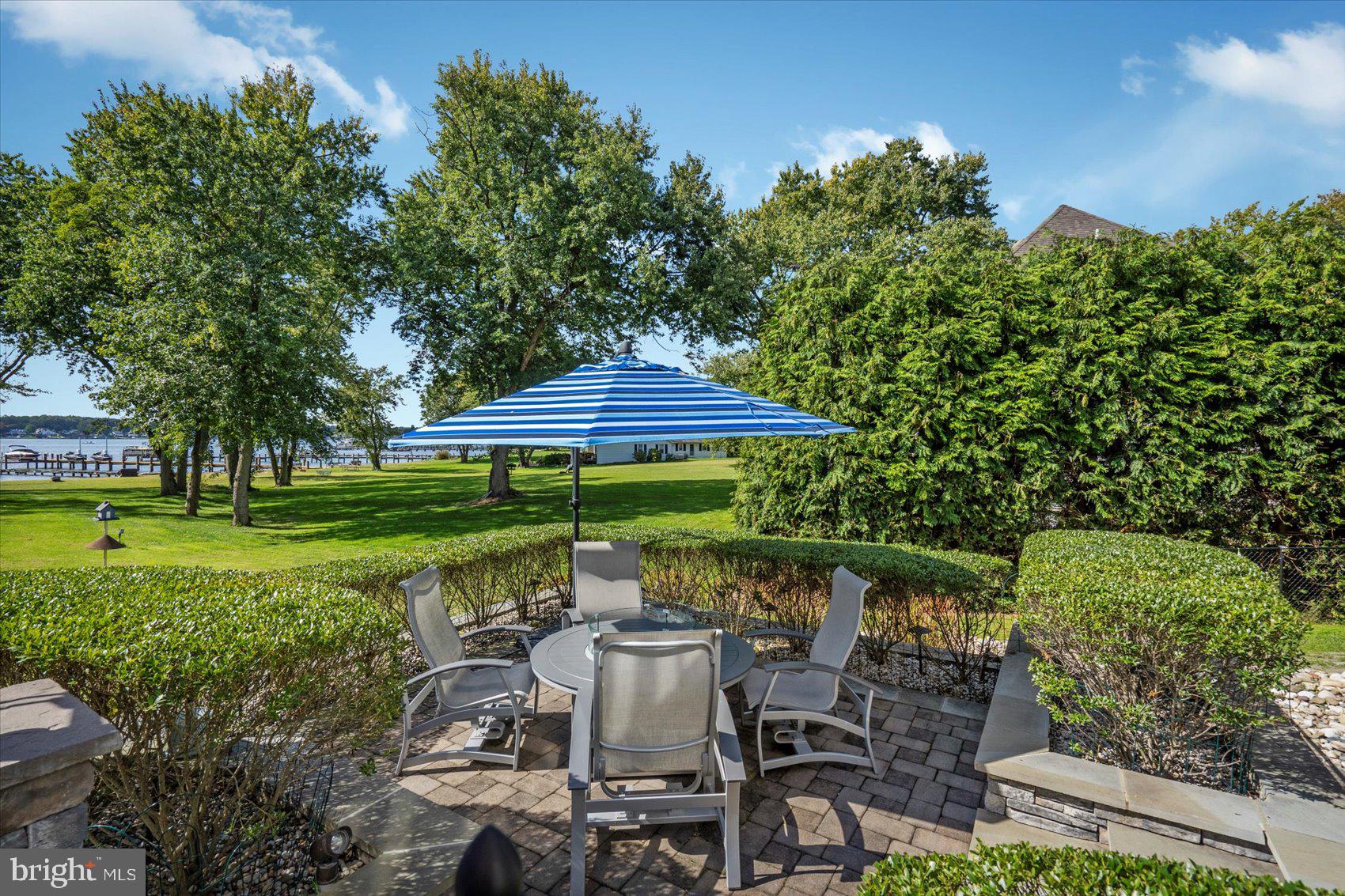 BOWLEYS QUARTERS - Residential