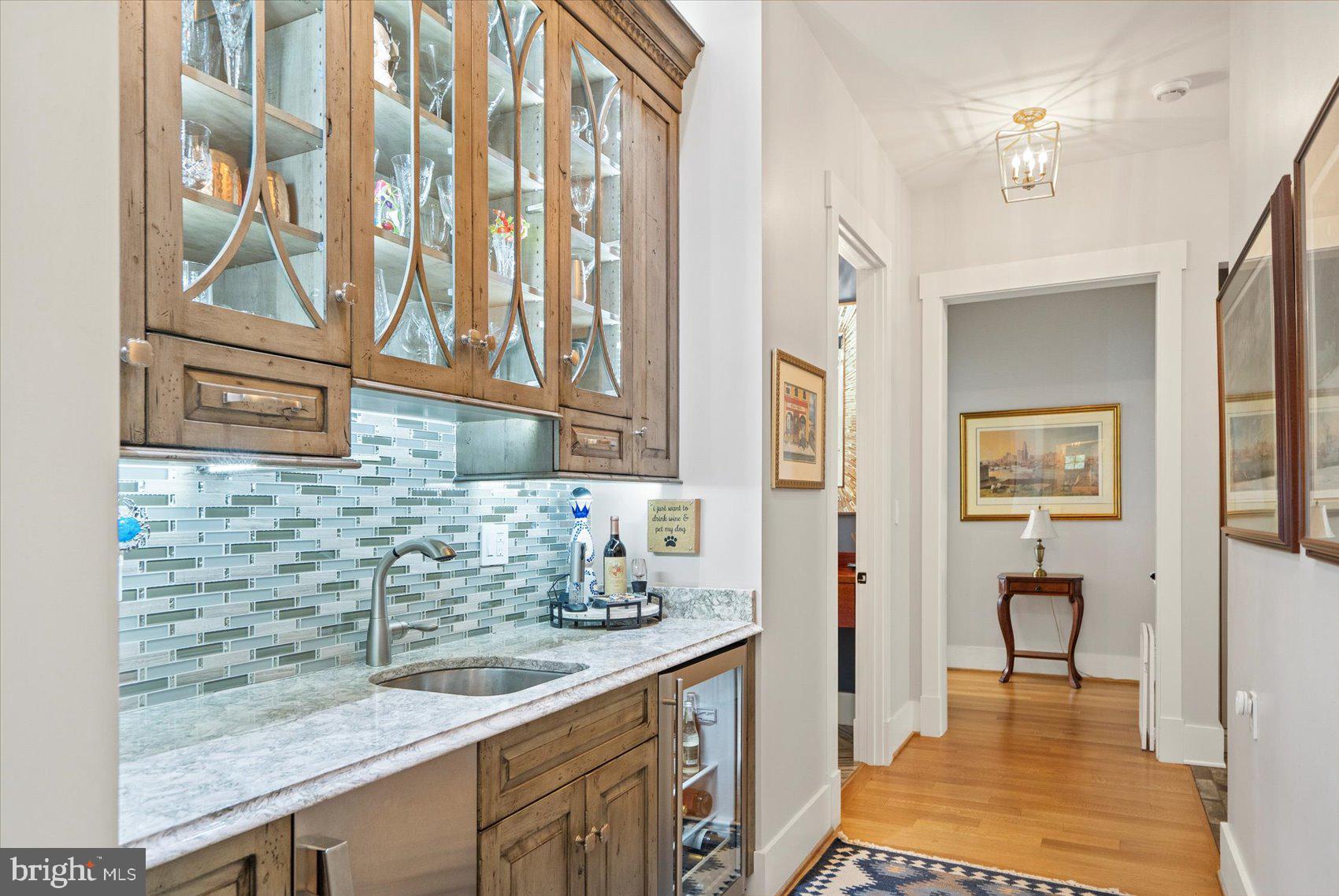 BOWLEYS QUARTERS - Residential