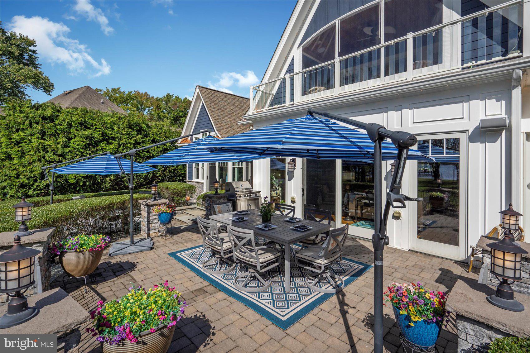 BOWLEYS QUARTERS - Residential