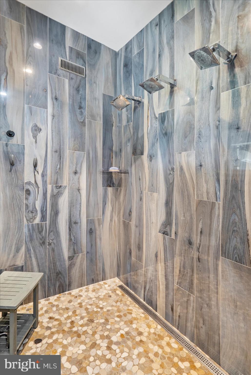 BOWLEYS QUARTERS - Residential