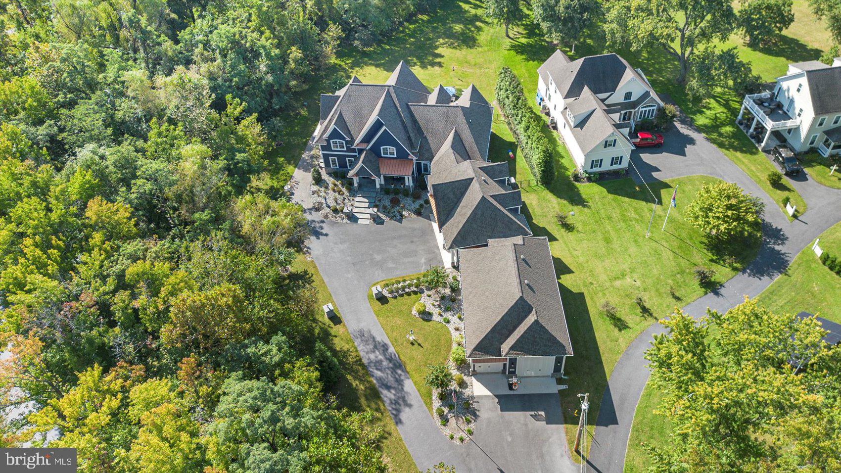 BOWLEYS QUARTERS - Residential