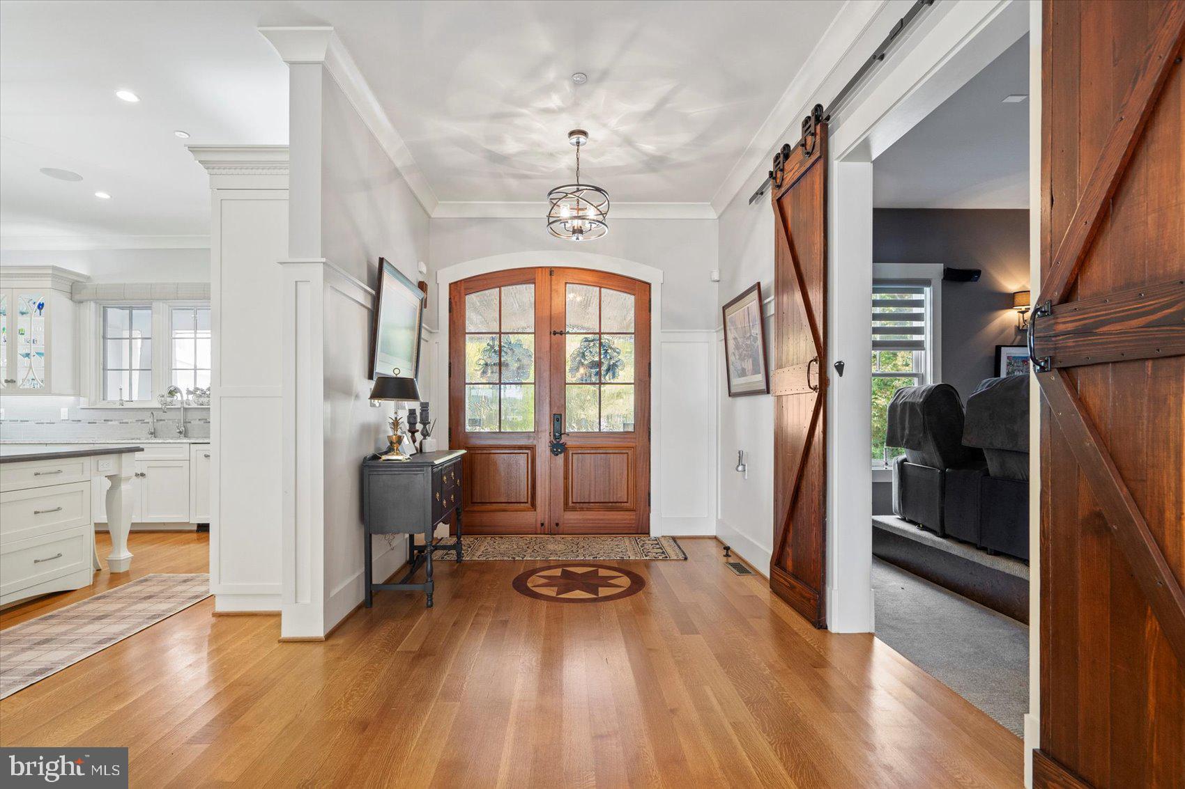 BOWLEYS QUARTERS - Residential