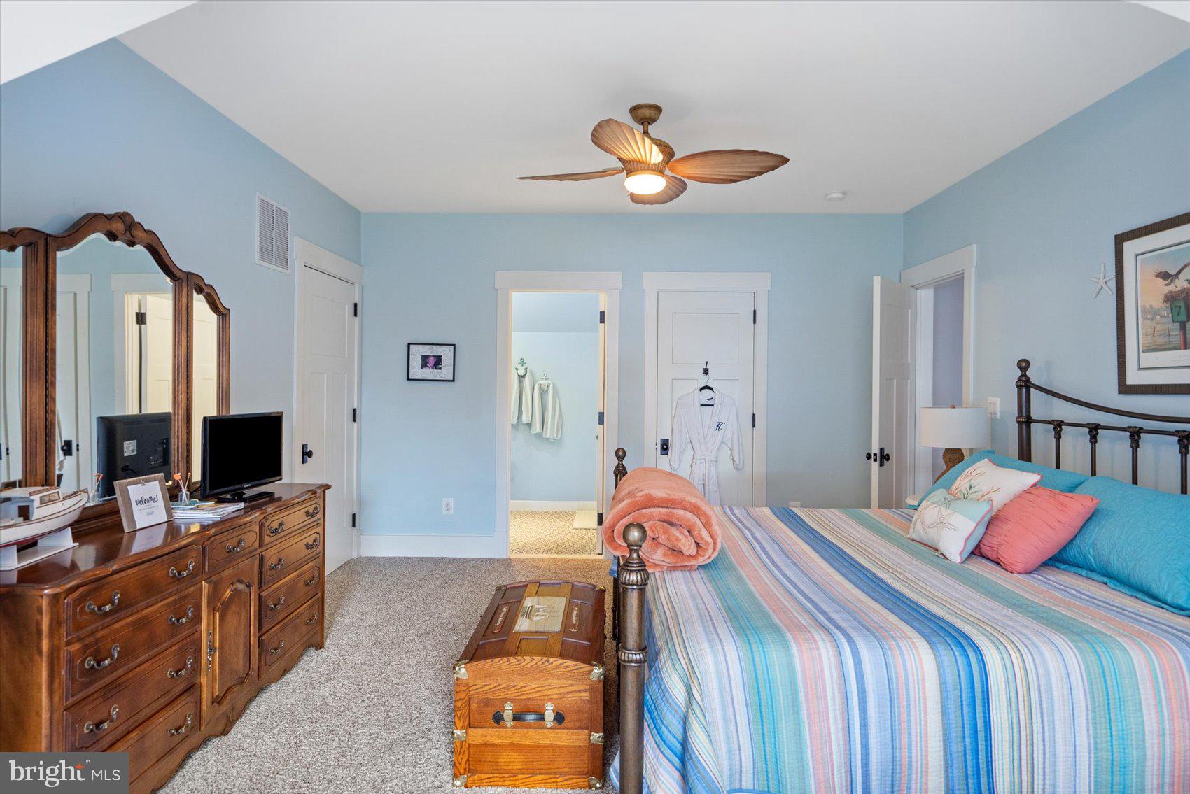 BOWLEYS QUARTERS - Residential