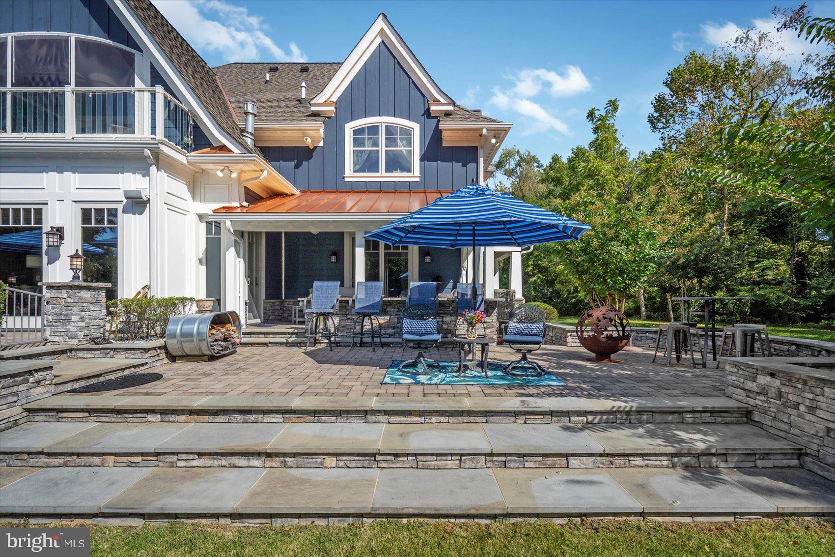 BOWLEYS QUARTERS - Residential