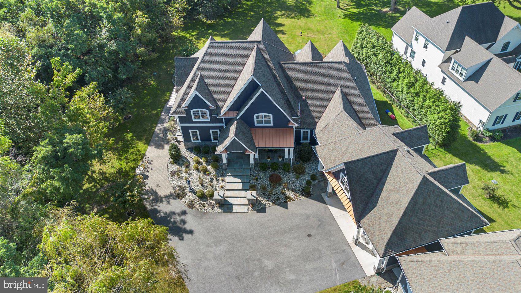 BOWLEYS QUARTERS - Residential