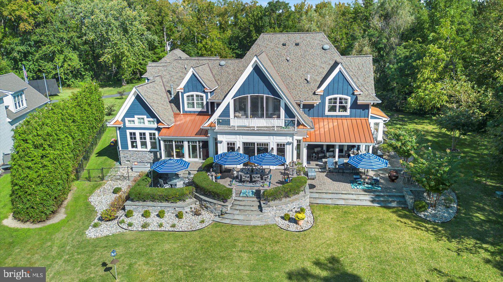 BOWLEYS QUARTERS - Residential