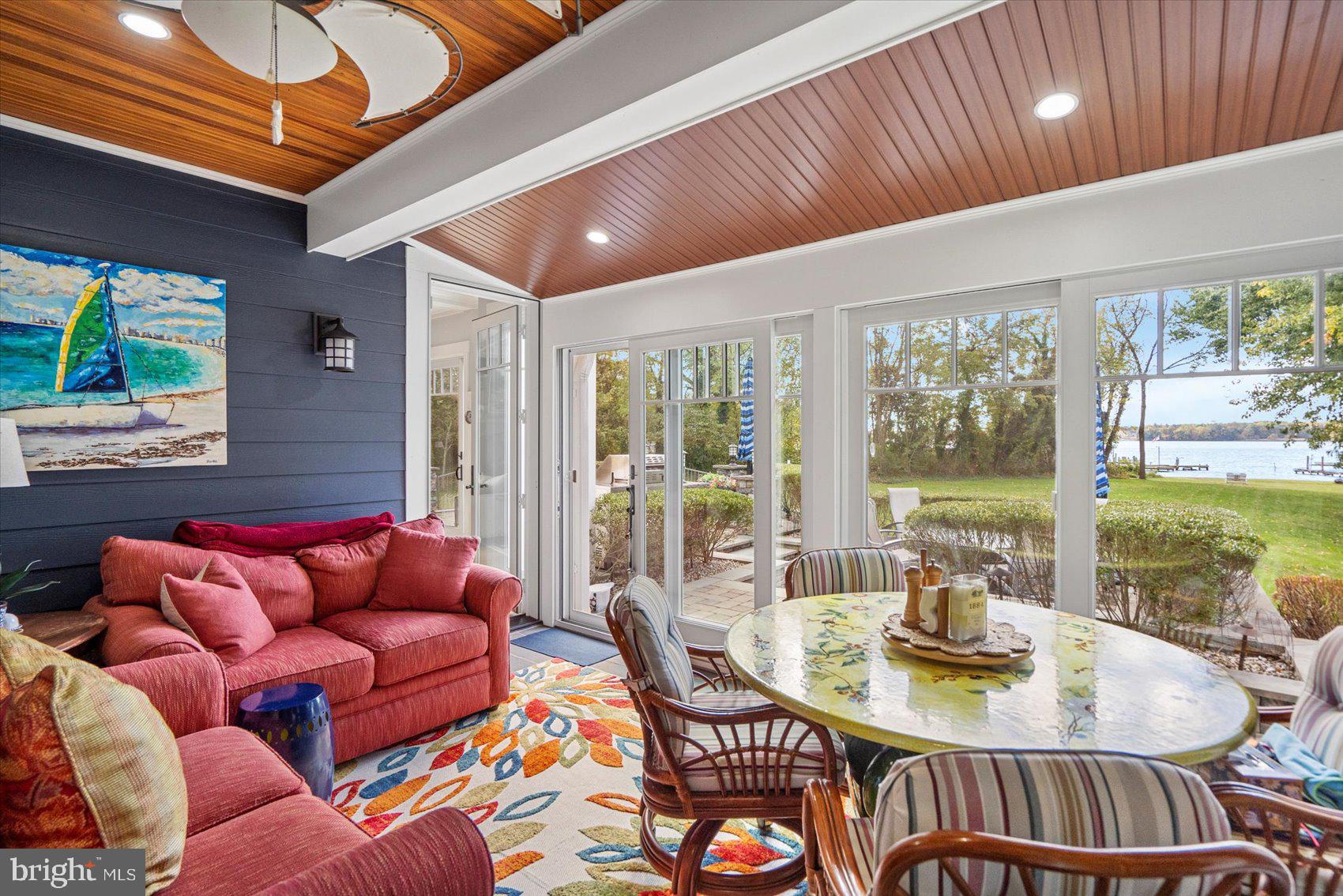 BOWLEYS QUARTERS - Residential