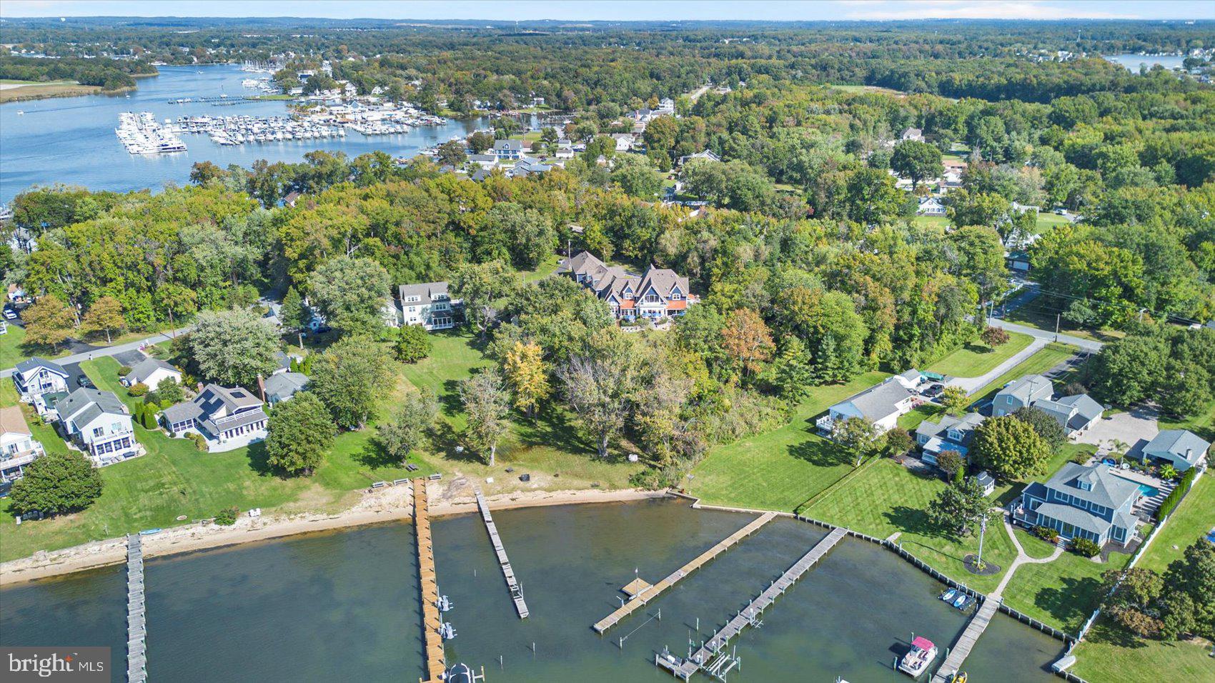 BOWLEYS QUARTERS - Residential