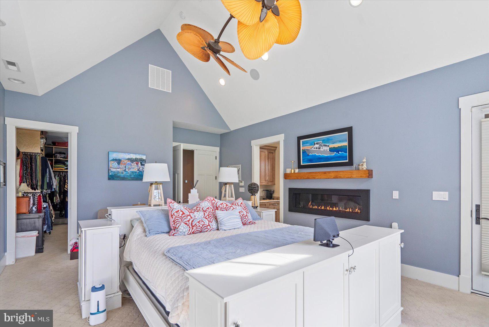 BOWLEYS QUARTERS - Residential