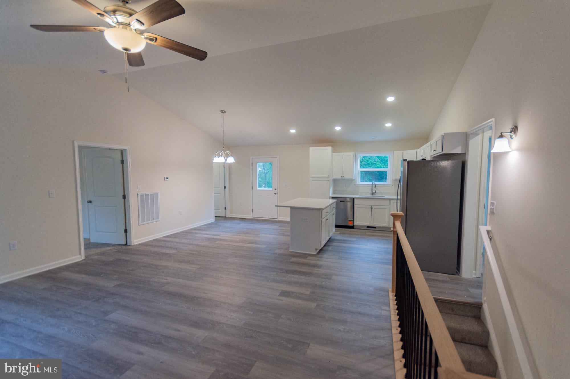 183 FOOTHILL LANE