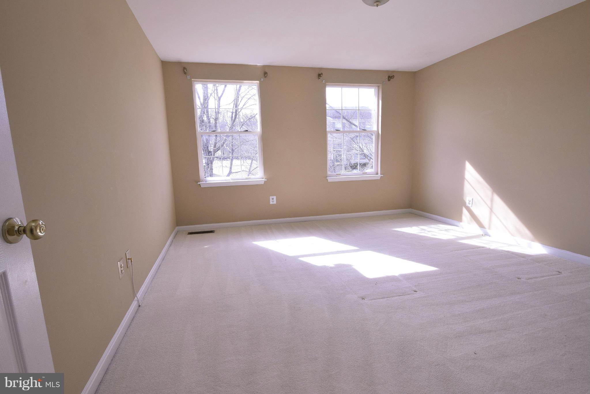 RIVER OAKS - Residential