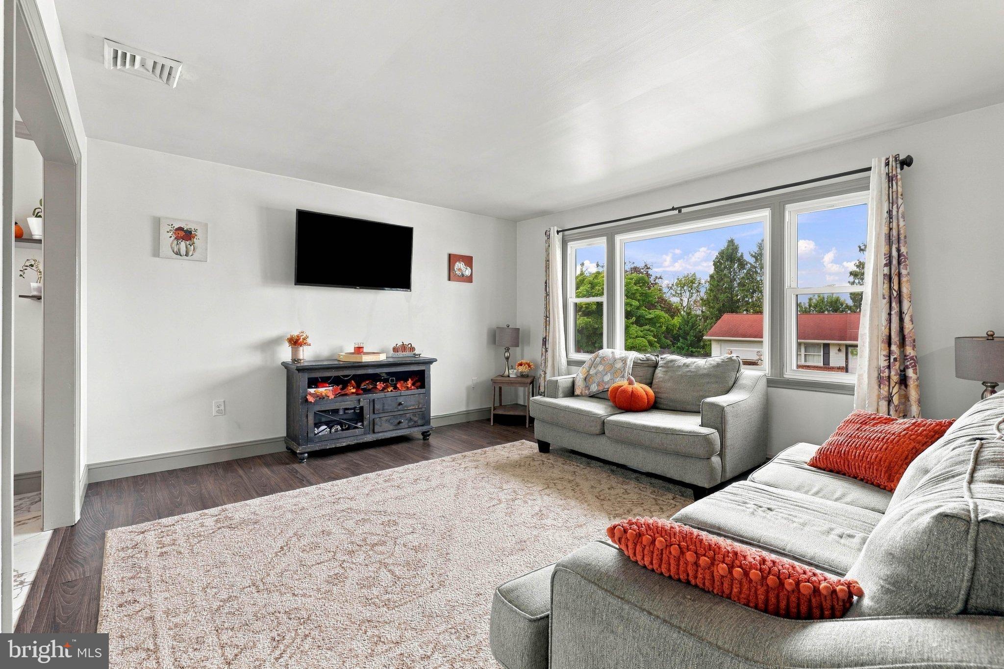283 BOOMERANG DRIVE
