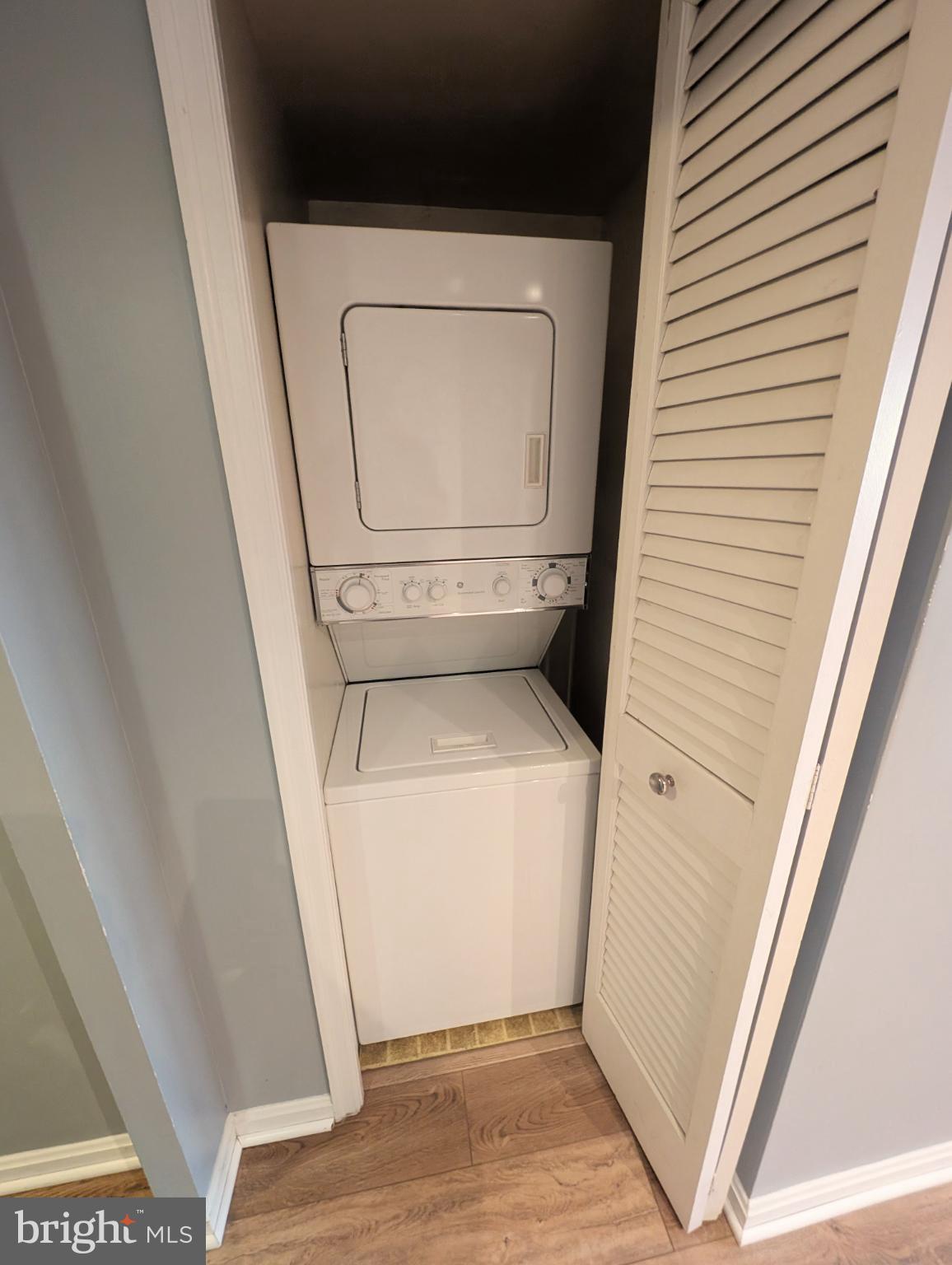 1301 N COURTHOUSE ROAD 1202