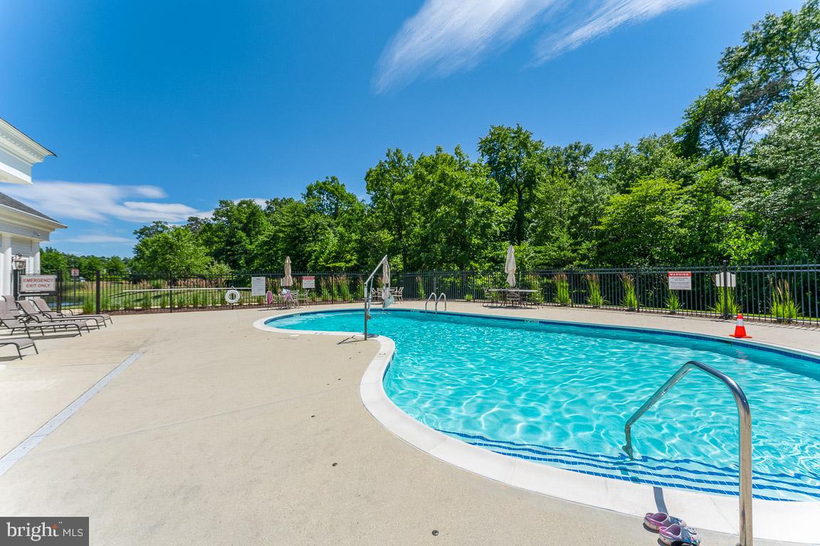 CENTRAL PARKE COLONIAL CHARLES - Residential